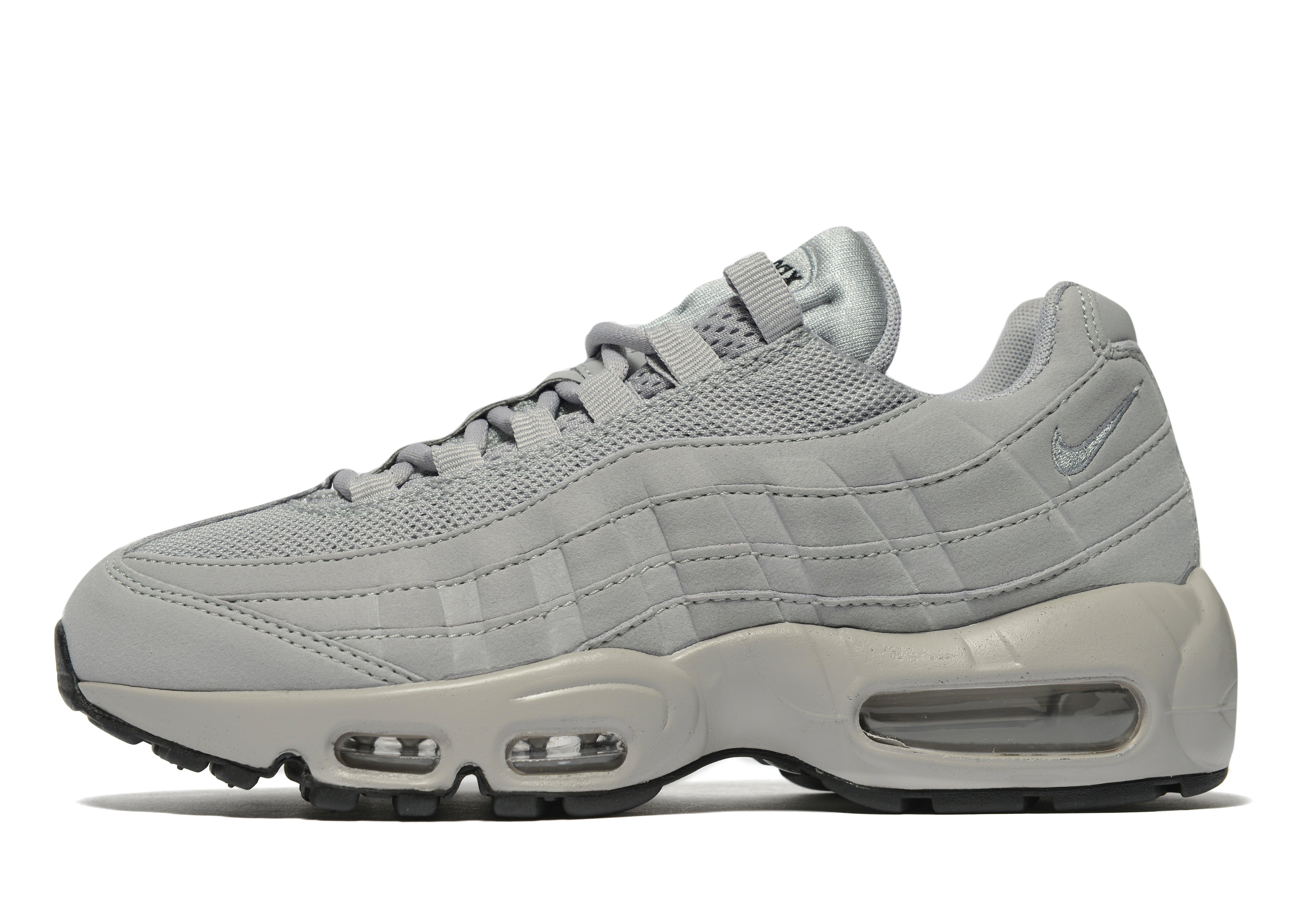 air max 95 toute grise sneaker femme Nike air max 95 premium gris 807443-005. Nike air max 95 ultra se noir ... Contemporain Nike Air Max 95 Homme Essential Trainers Nike Gris ...