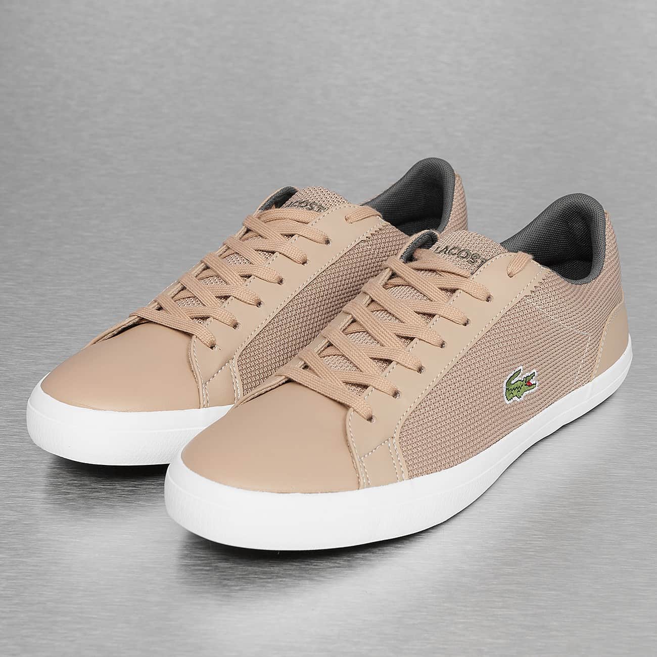 chaussure lacoste beige